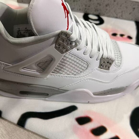 Air Jordan 4 "White Oreo" Series Basketball Shoes - Picture 4 of 8